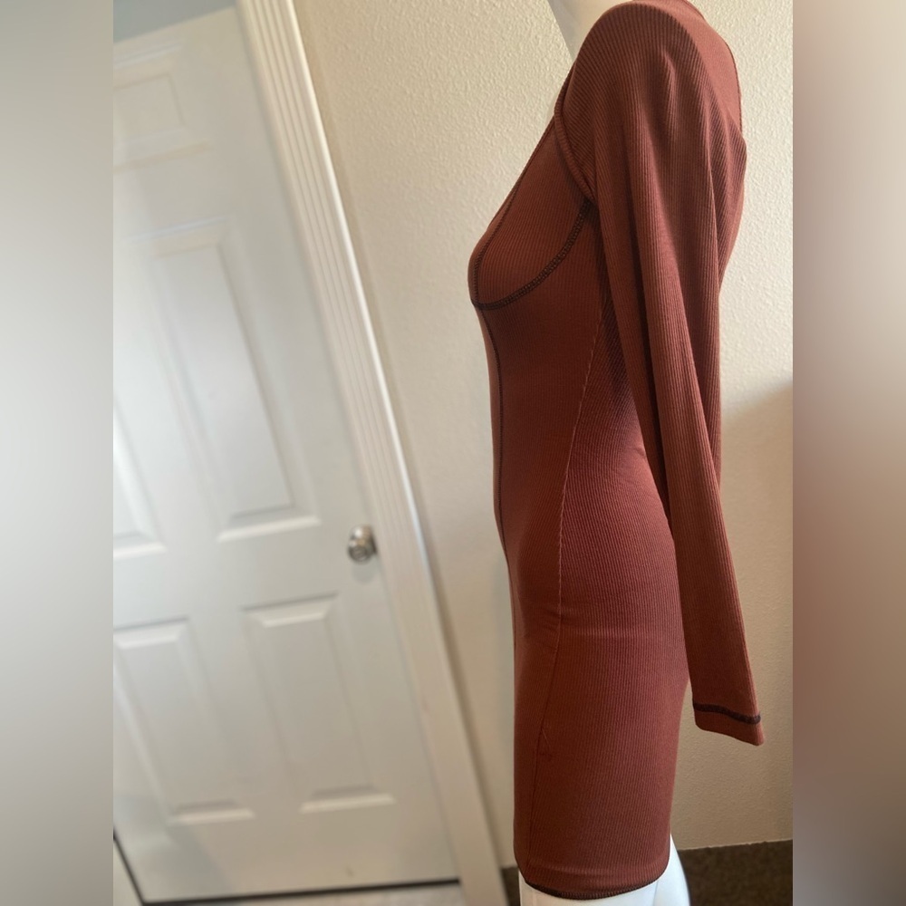 Popular 21~NWT~Lightweight~Stretchy~Rust~Ribbed Knit~Bodycon~Midi~Dress~Size S - Picture 10 of 12